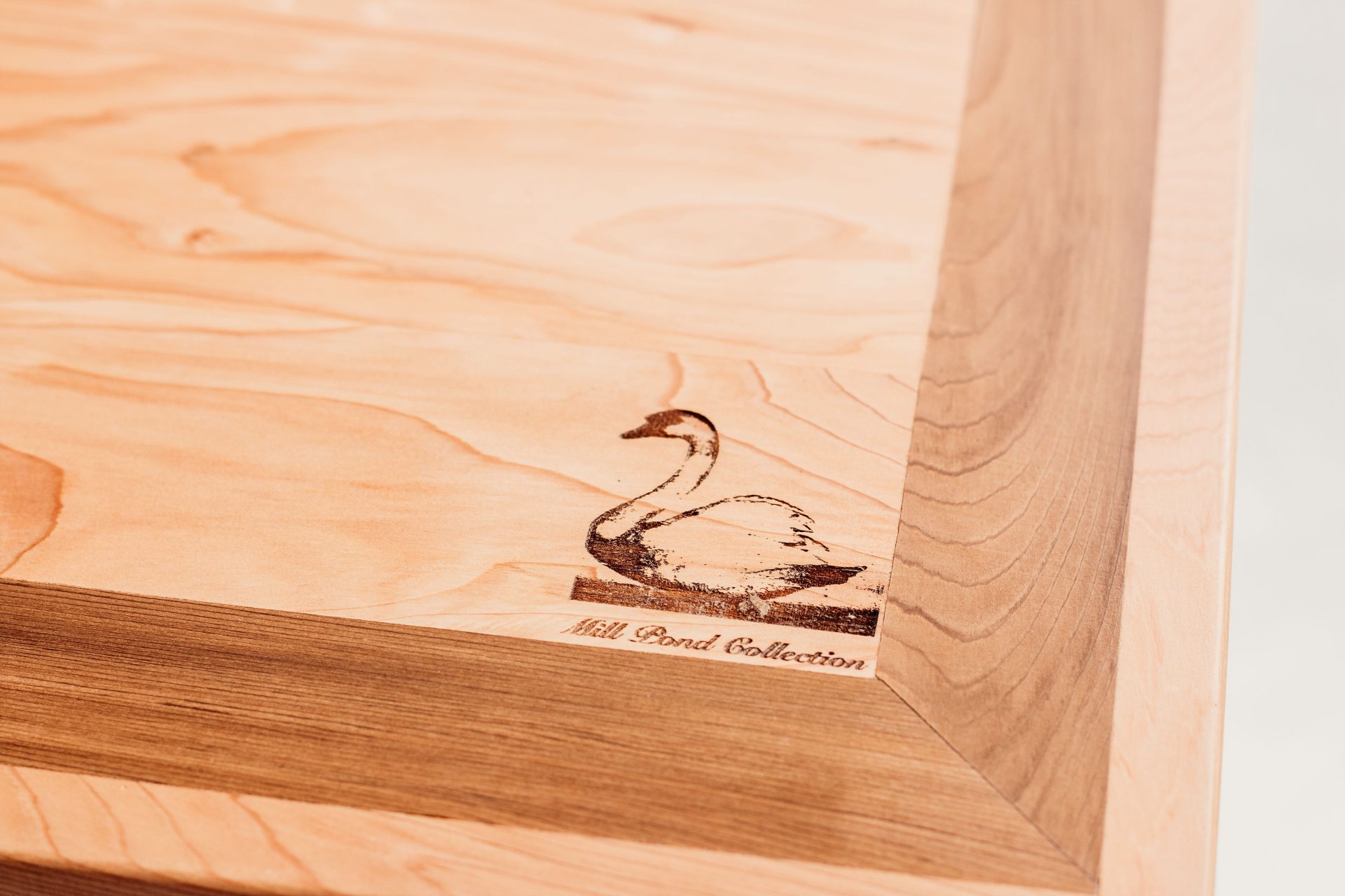 mpc wooden table corner logo
